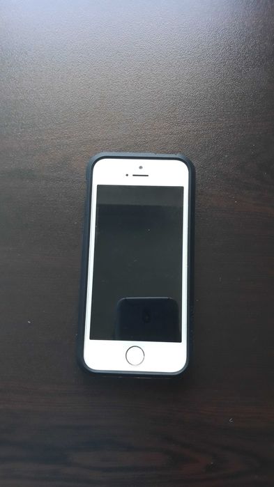 Se 2016 16gb gold rose + airpods 2 pro