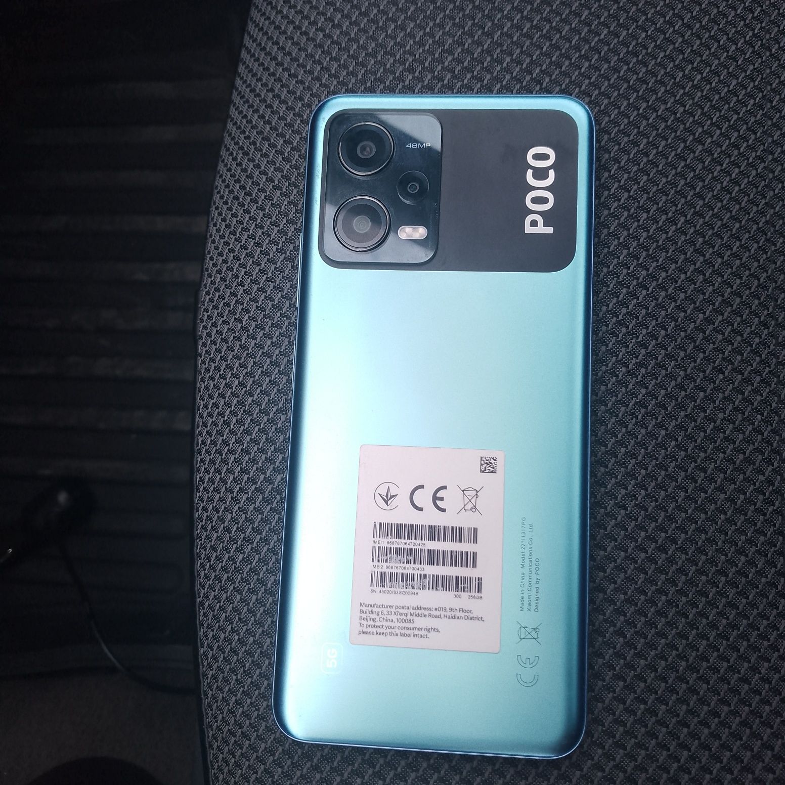 Продам  poco x 5