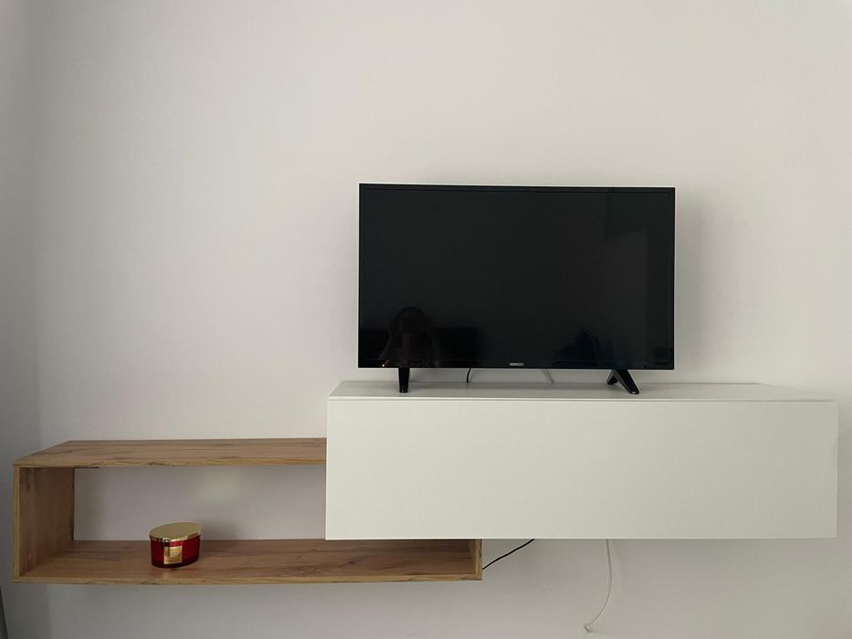 Oferta! Comoda tv suspendata