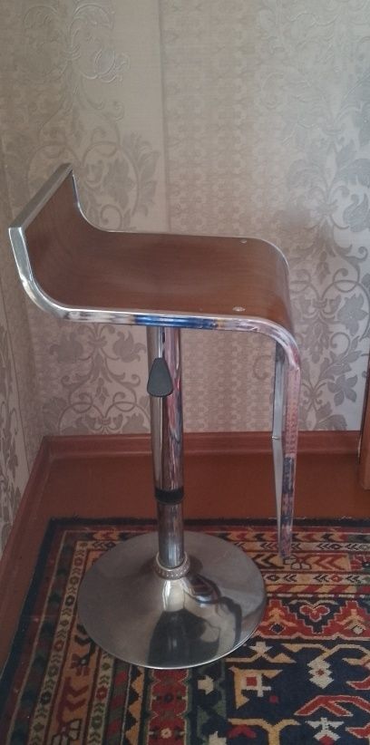 Bar stuli (барный стул)