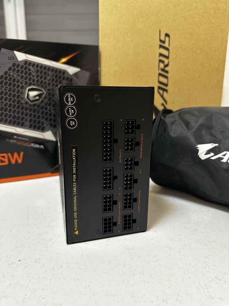 Компютърно захранване / PSU, Gigabyte Aorus 850w gold modular, топ