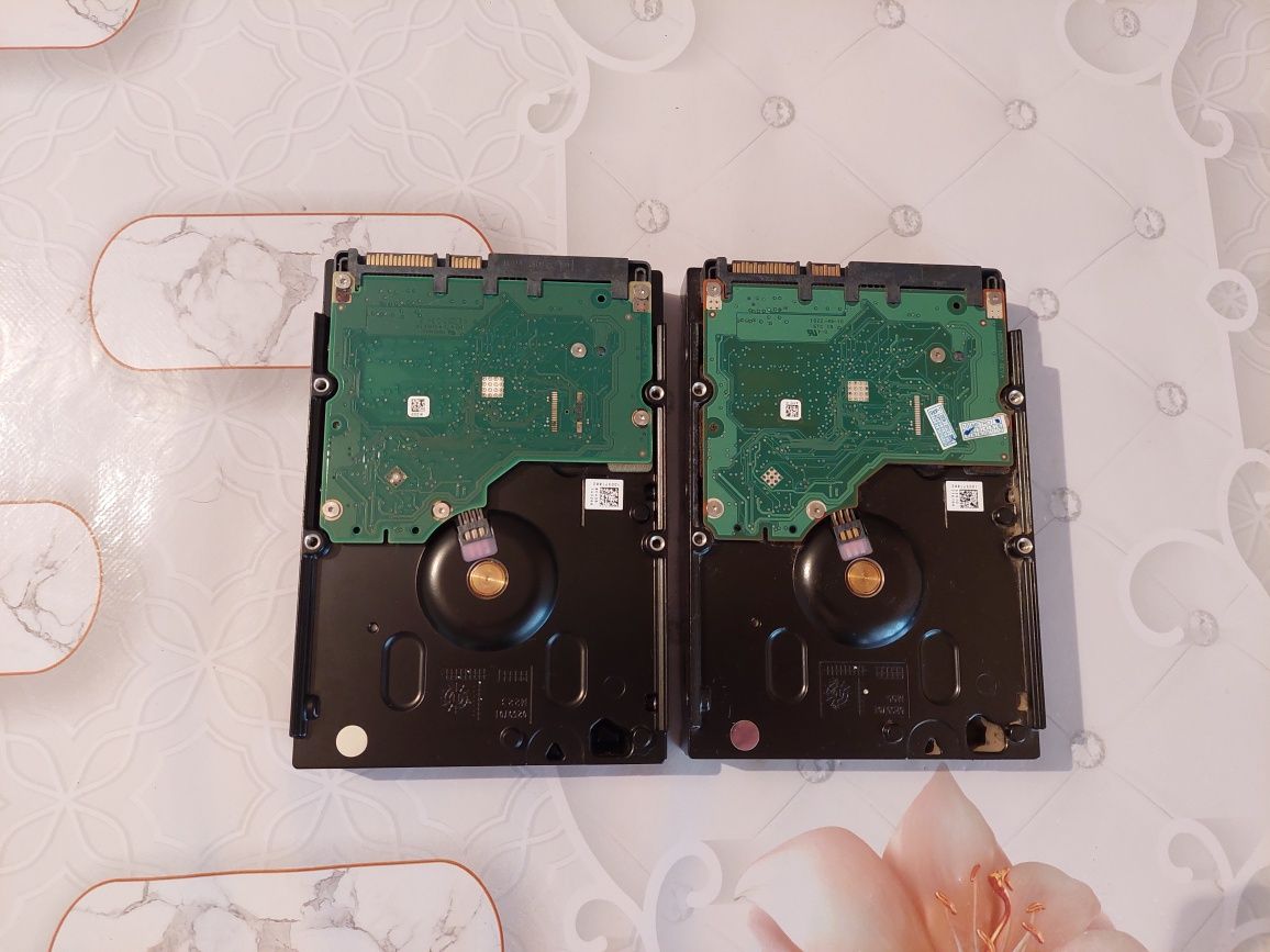 Продам жосткий диск Seagate 1ТB