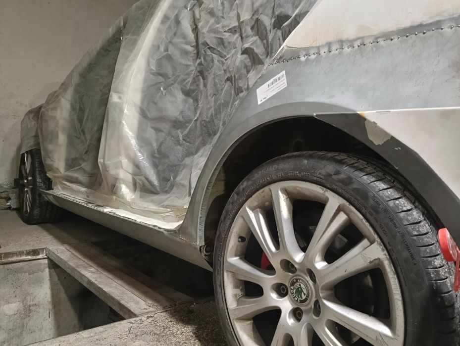 Tinichigerie auto Brasov > Reparatii praguri si retusuri (blending)