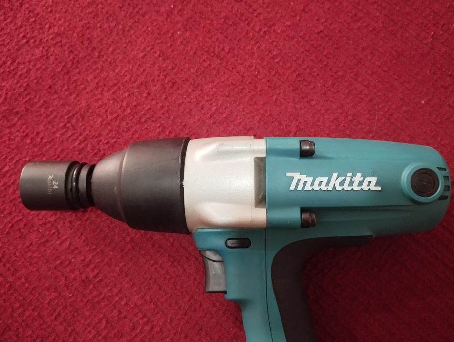 Гайковёрт Makita, 12.7 mm TW0200