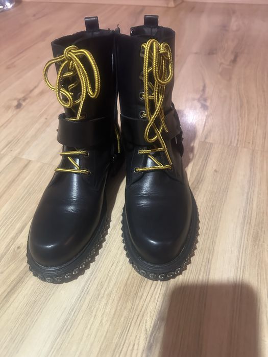 Дамски боти Pinko