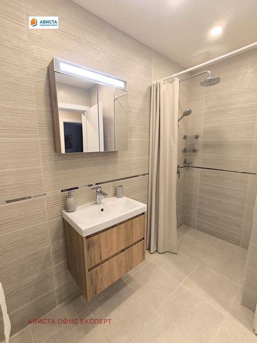 Продава се Двустаен апартамент в София, Лагера - 67 кв.м за 2105 €/кв.м - Снимка #2