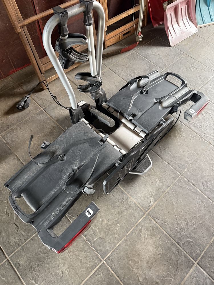 Thule easy fold 932 багажник за колело