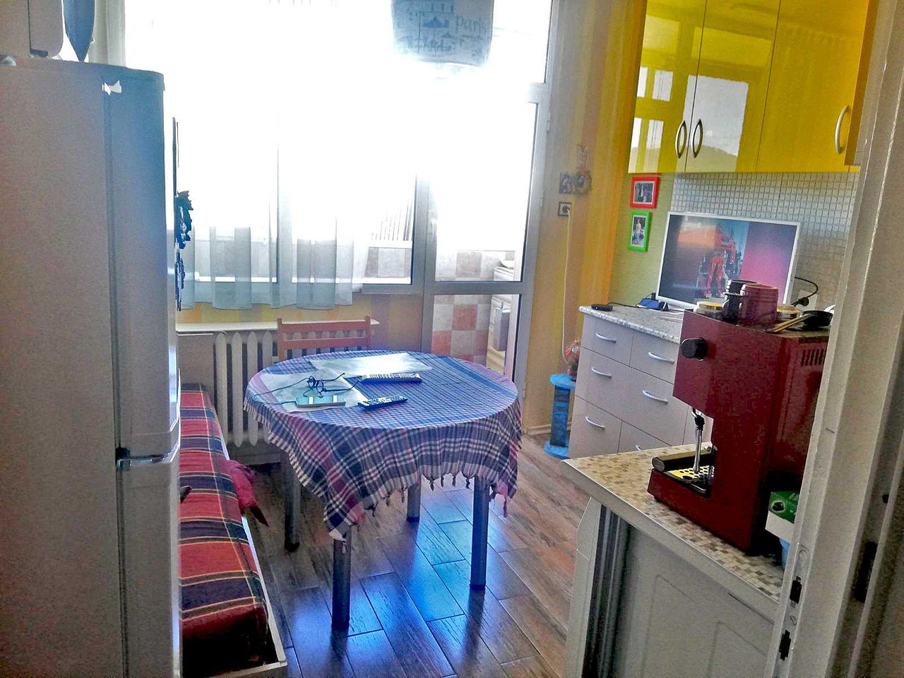 Продава се Двустаен апартамент в Казанлък - 68 кв.м за 1260 €/кв.м - Снимка #2