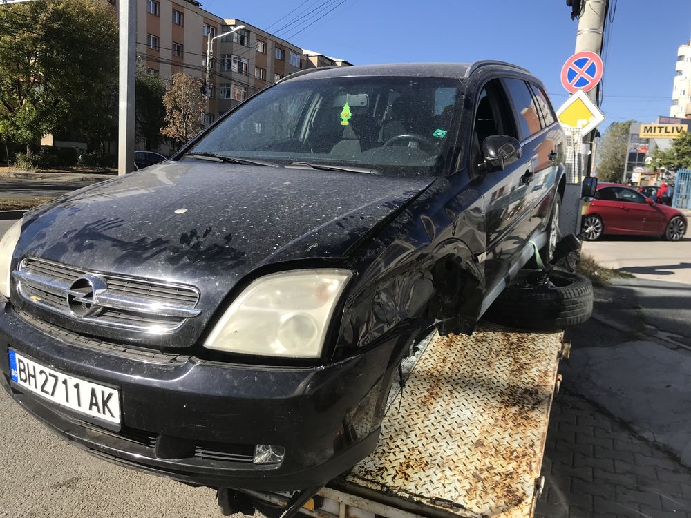 Dezmembrez Opel Insignia Vectra c