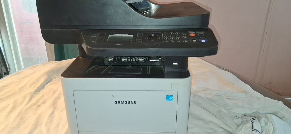 Imprimanta multifunctionala samsung