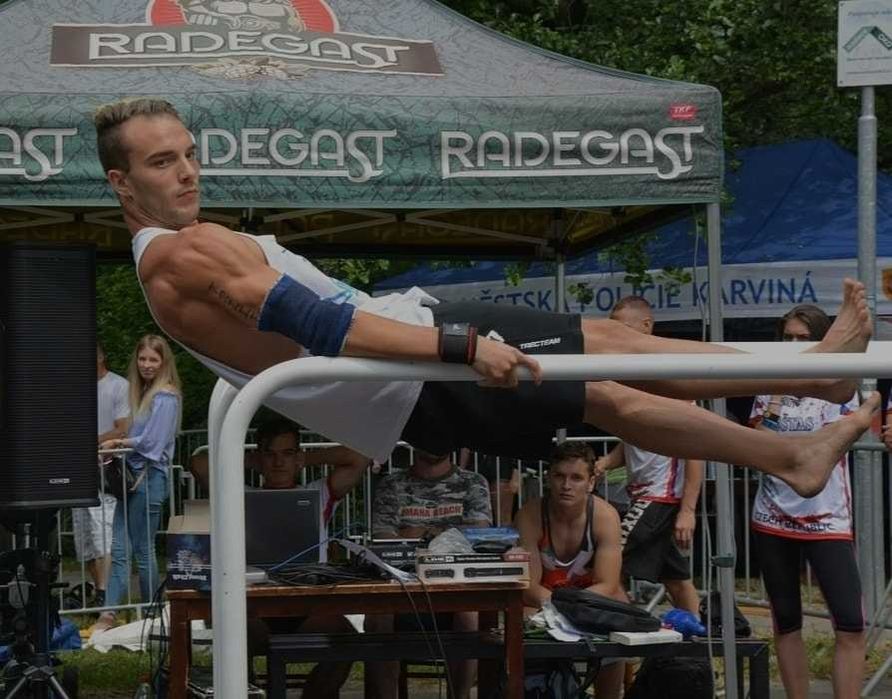 Онлайн тренировки със собствено тегло(Калистеника)