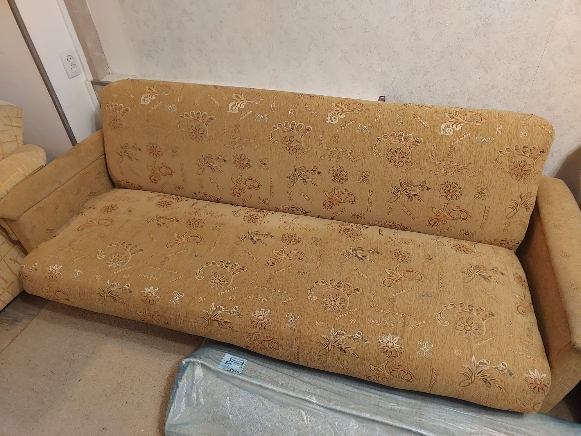 Продаётся мебель