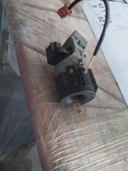 Contact cu cheie Citroen C5 Peugeot 407 508 307