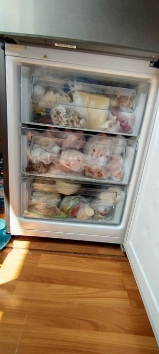 Продаю холодильник SAMSUNG