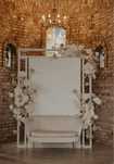 Inchiriez decor customizabil pentru evenimente