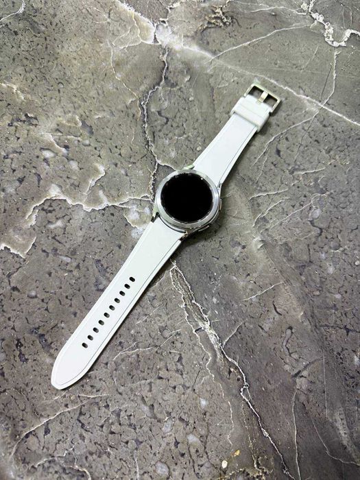 Samsung Galaxy Watch 4 Classic 42mm (Бейнеу 16) лот 735526