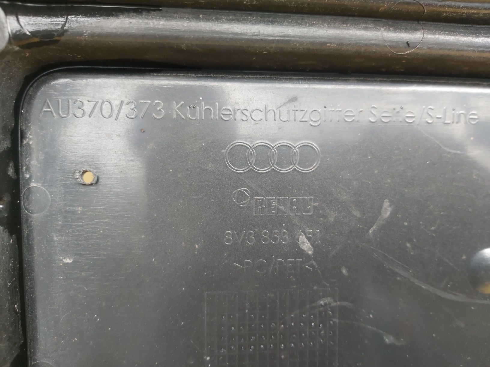 Грил решетка ауди а3 Audi A3 S-line