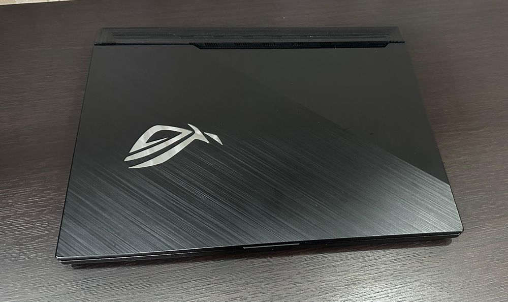 Продам игровой ноутбук ASUS ROG Strix G в хорошем состоянии
Полностью