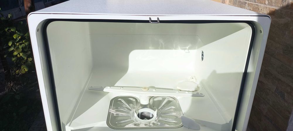 Съдомиялна машина (малка) Electrolux ESF 2440