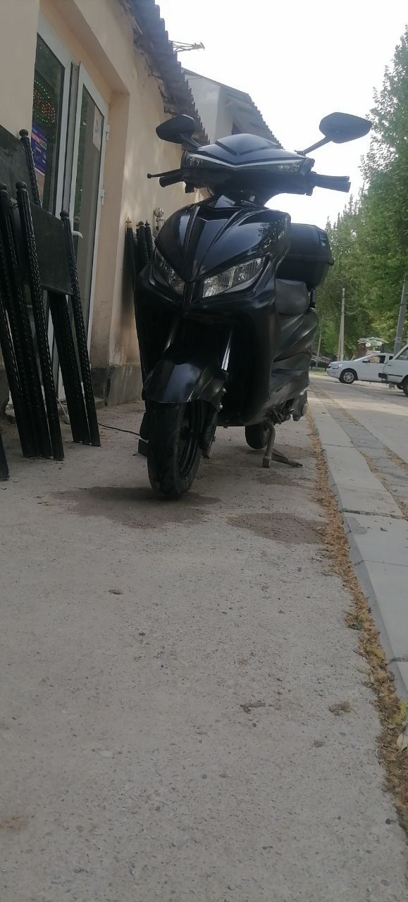 Электро скутер мопед
