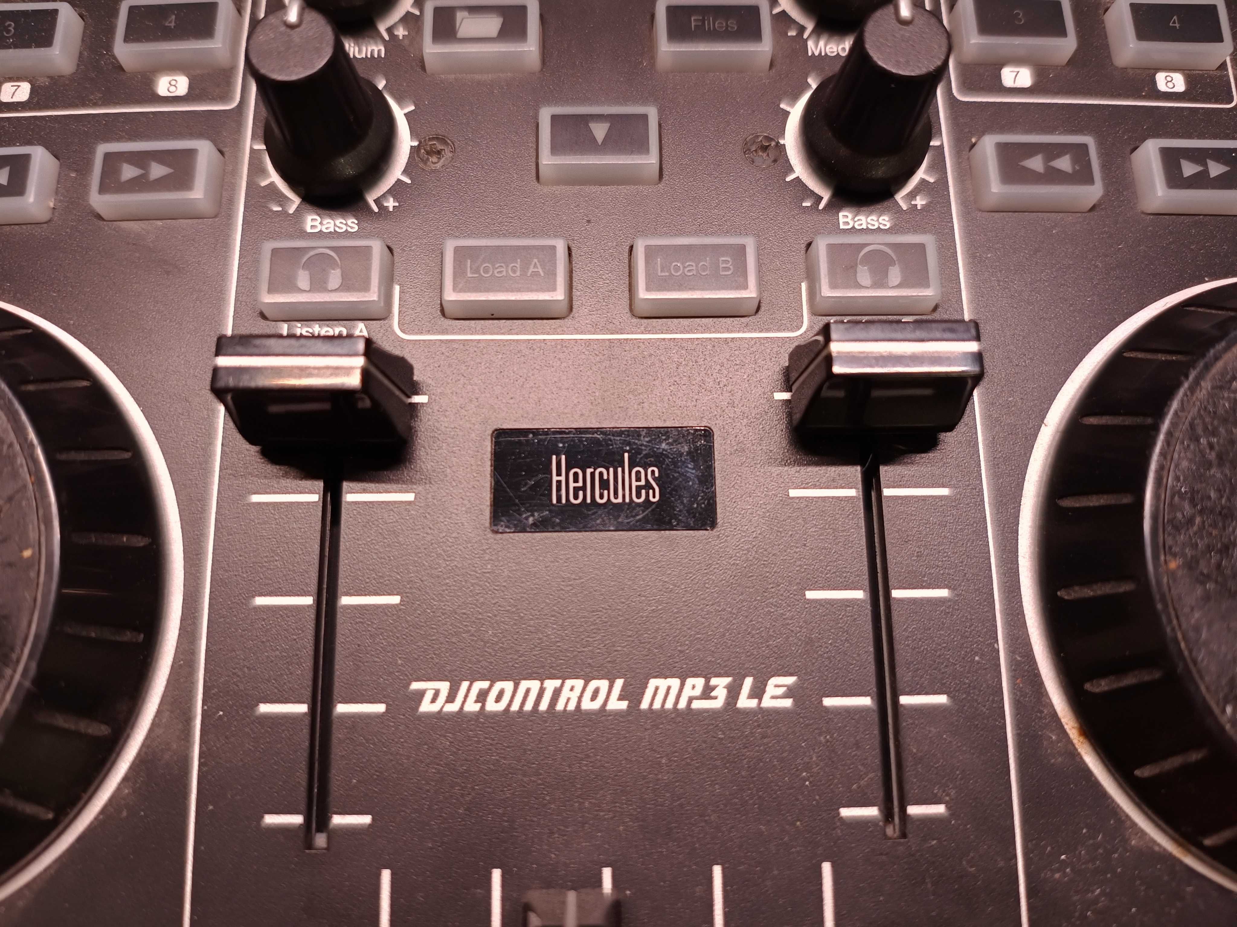 Consola DJ Hercules DJ Control MP3 LE