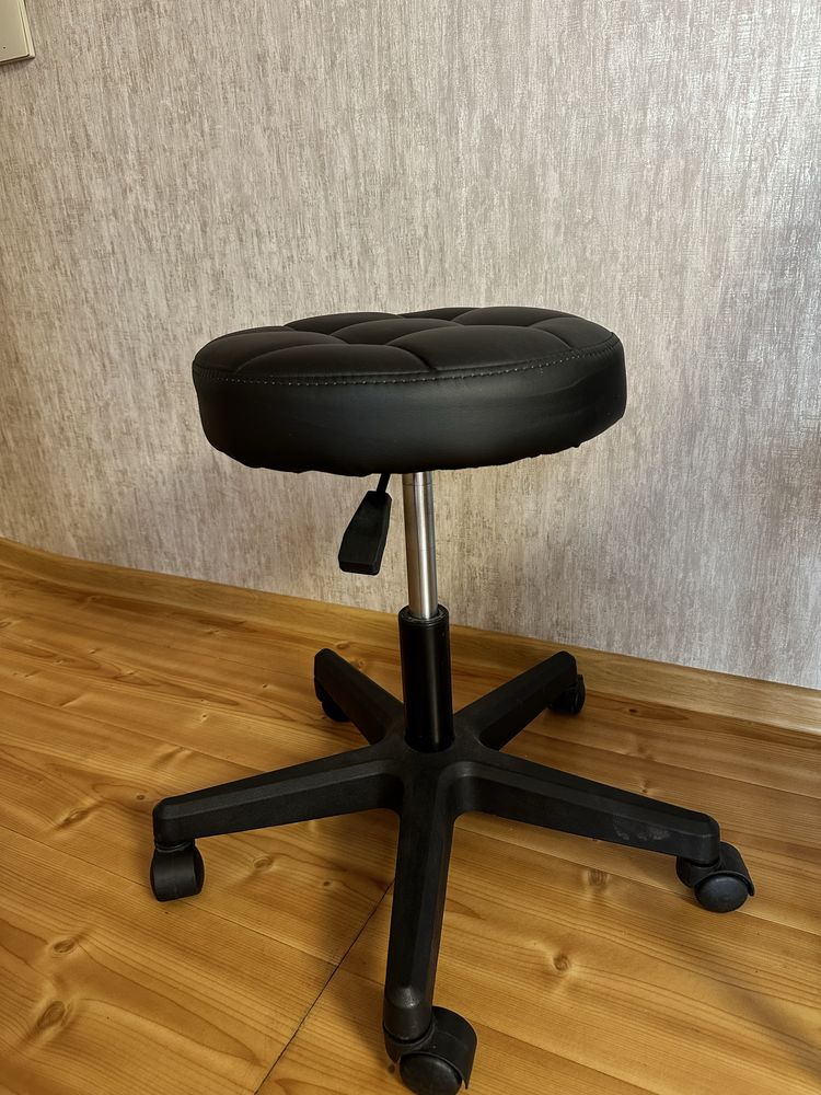 Продам стул в хорошем состоянии !!!