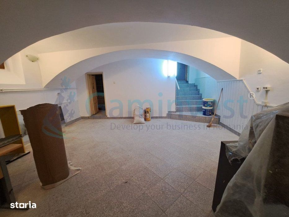 GAMINVEST Spatiu comercial demisol, central, Oradea, Bihor a2275