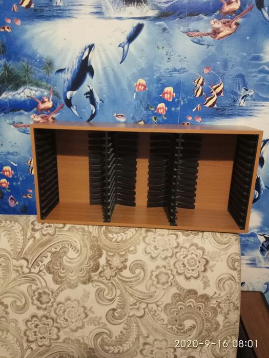 Полочка для дисков DVD