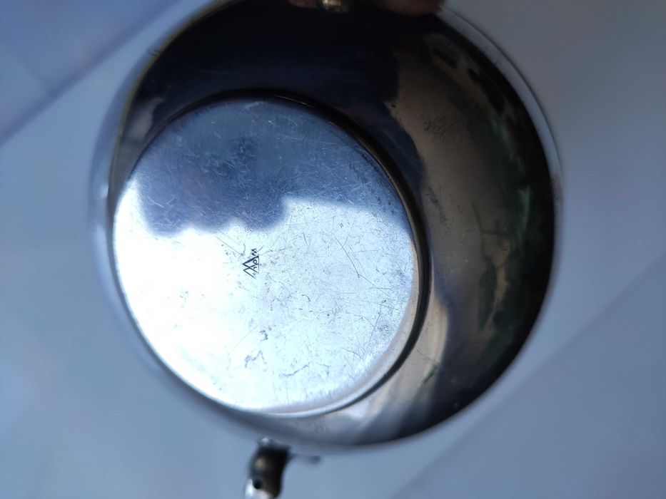 Vas vechi argintat tip zaharnita