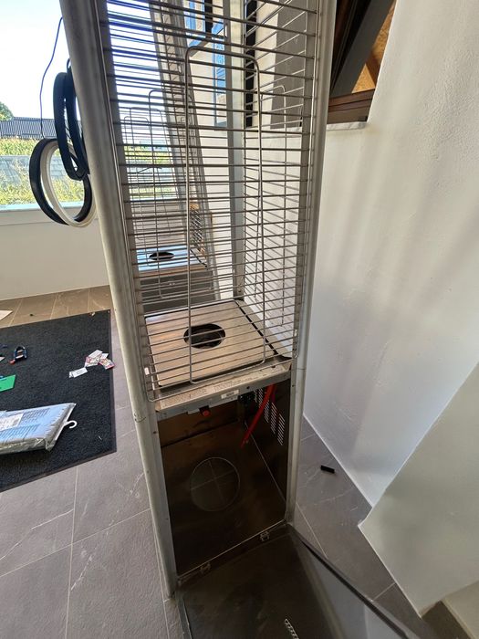 Încălzitoare de terasă pe gas