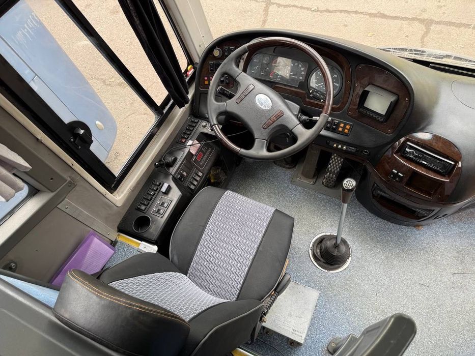 Автобус сотилади