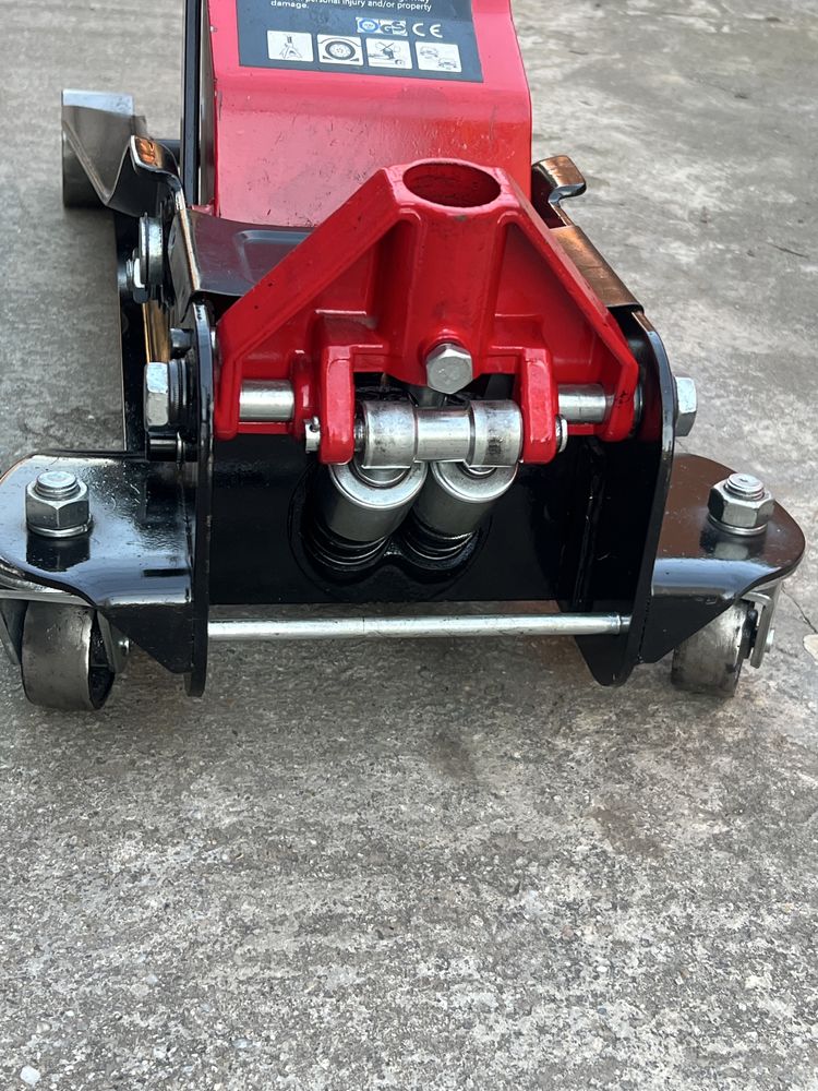 Cric crocodil 4 t cu garda joasa 95mm minim maxim 552mm