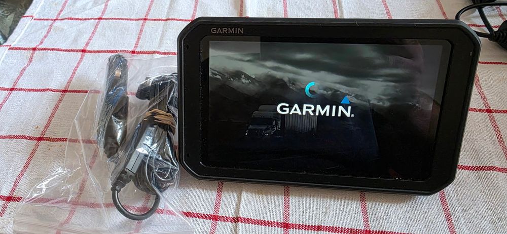 Навигация за камион Garmin Dezl 780 LMT-D най-нови карти за цялаЕвропа