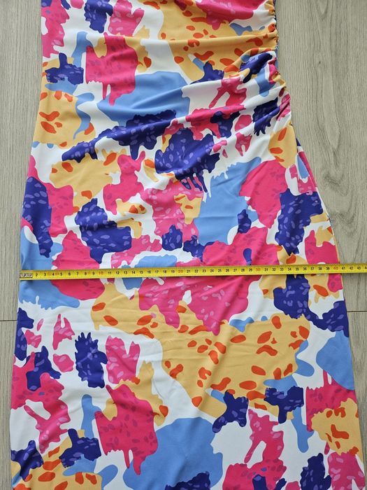 Rochie multicoloră de damă