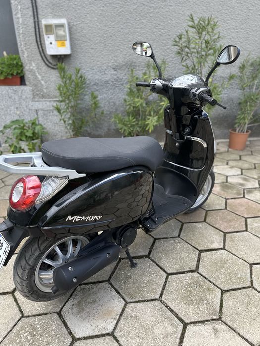 Vespa 50 Beeline Memory