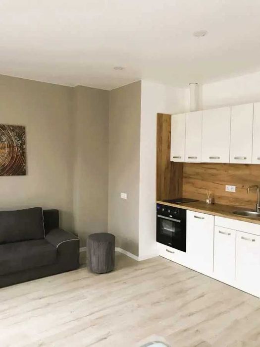 Двустаен имот в кв.Толстой