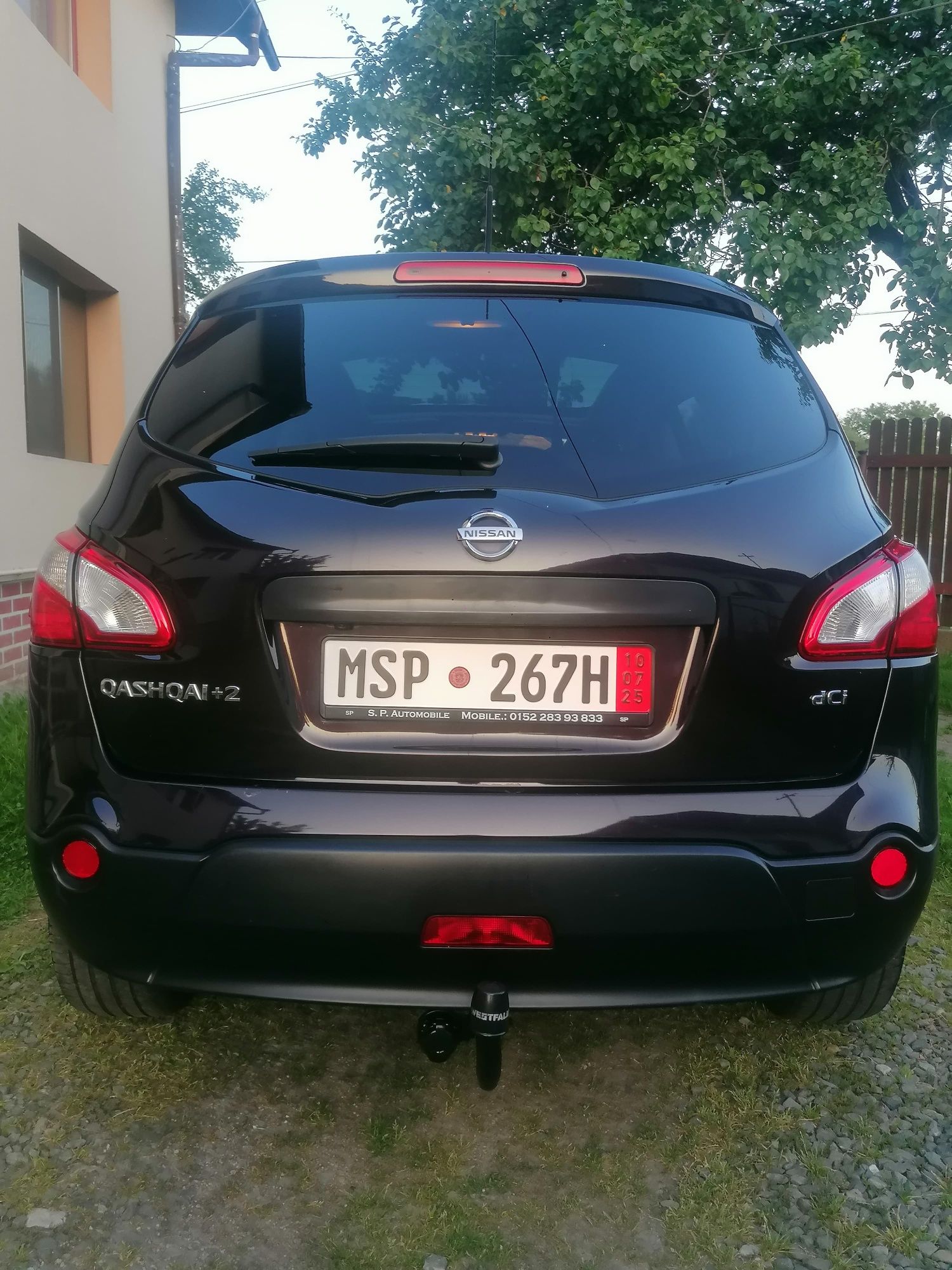 Qashqai *4x4*Panoramic 2,0 d. 2011,cam,xenon,7 locuri