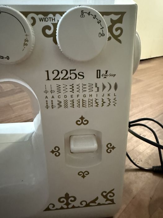 Продам швейную машинку в хорошем состоянии