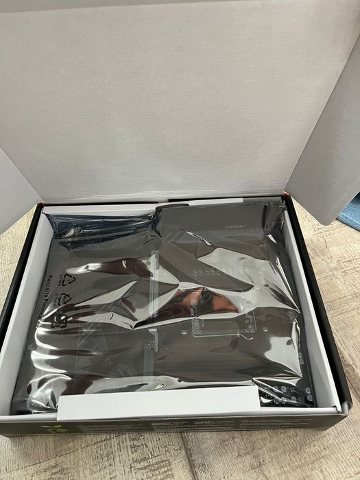 Vând placă de bază GIGABYTE B850 AORUS ELITE WIFi7, produs nou!
