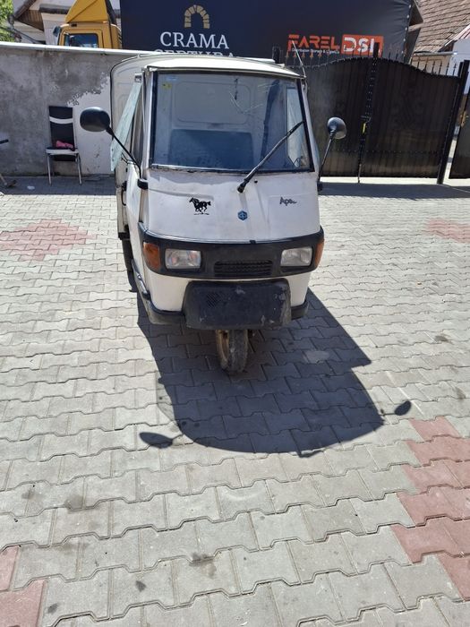 Vând Piaggio Tuc Tuc