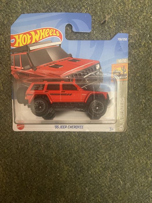 Vand masinute Hot Wheels