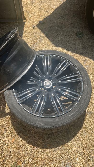 Шины с дисками R22