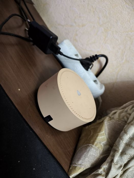 Продам умную колонку Алиса