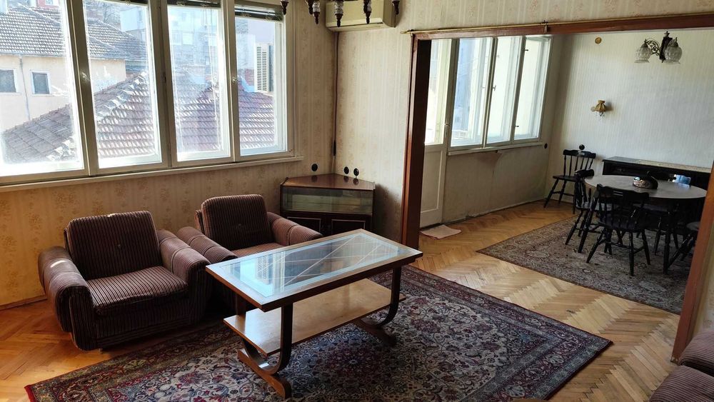 Продава се Тристаен апартамент в Свищов - 98 кв.м за 432 €/кв.м - Снимка #1