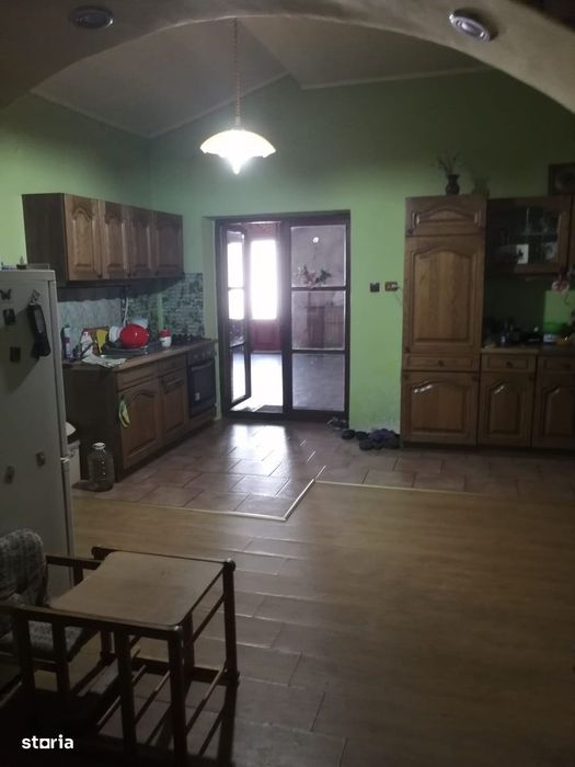 Casa mare +atelier si hala