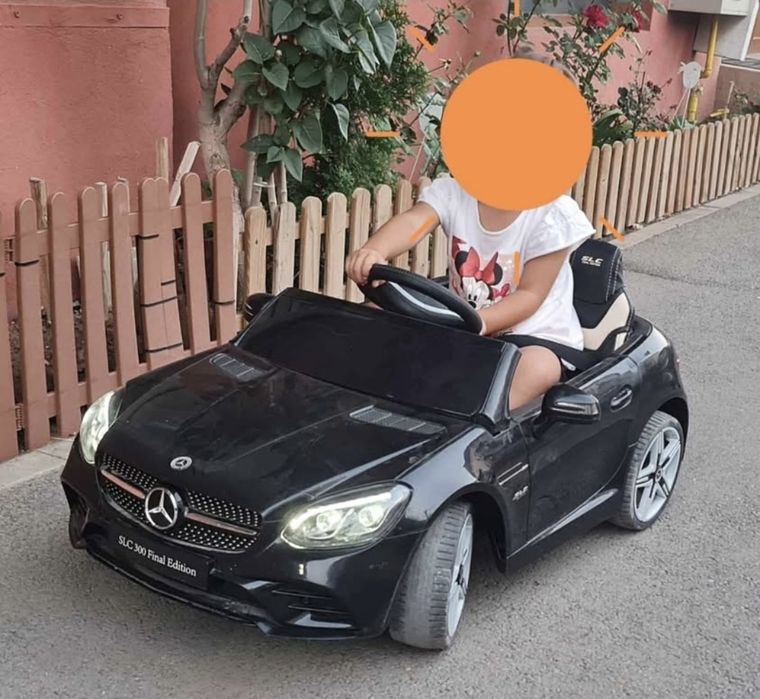 Vand masinuta electrica copii Mercedes Benz