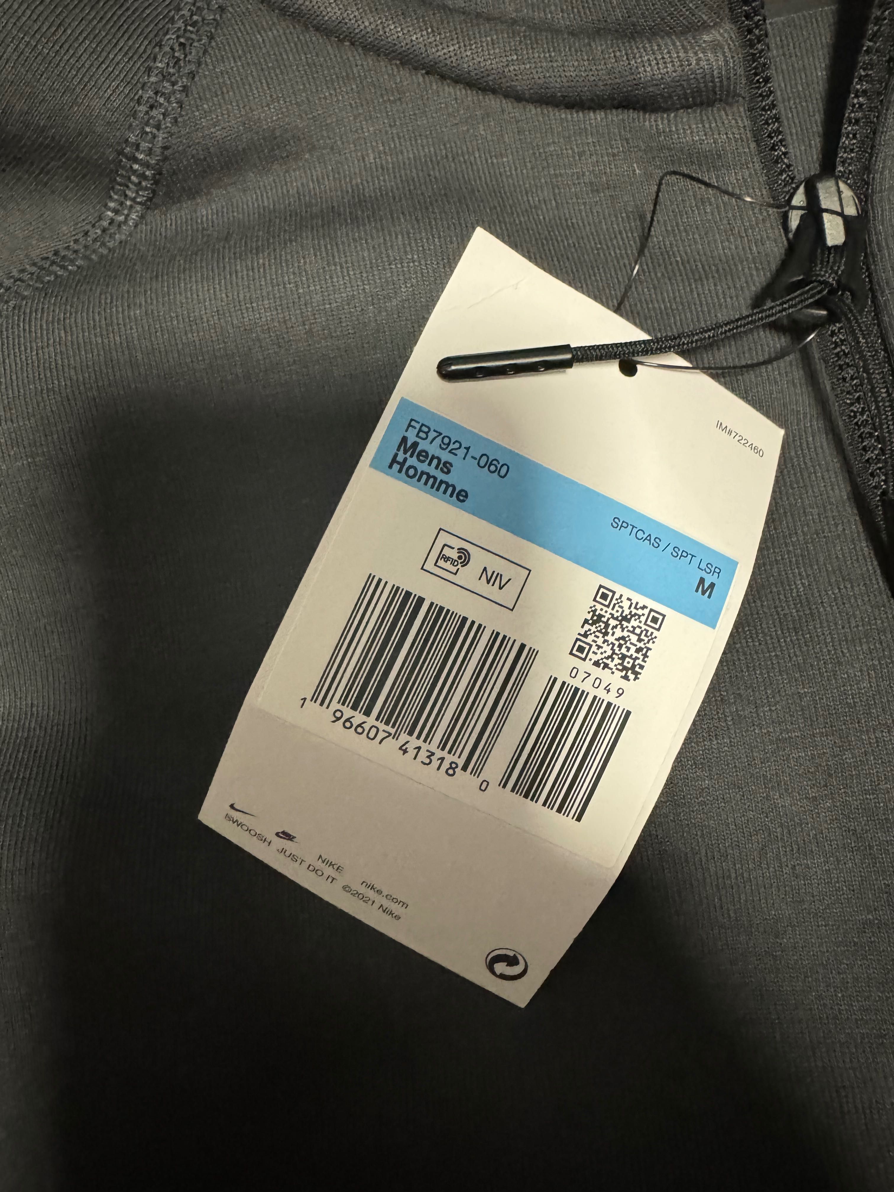 Nike Tech Fleece - S и М номер - новата колекция