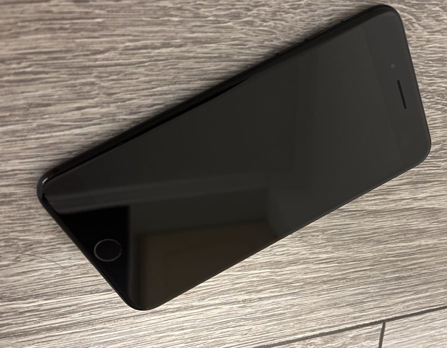 Vând iphone 7 plus - stare foarte buna