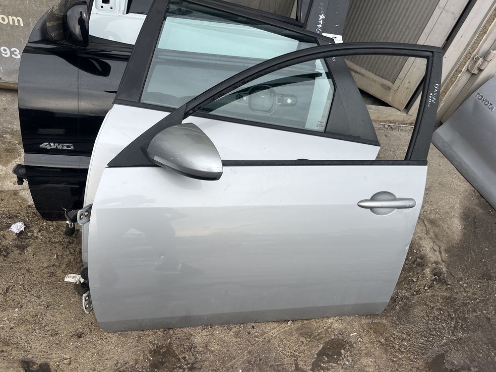 Врати и огледало  Nissan Primiera