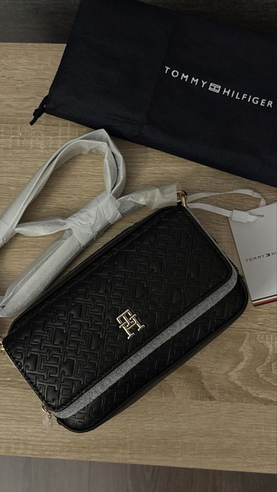 Сумочка томми хилфигер